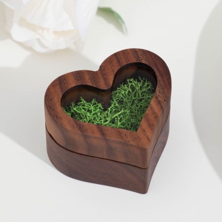 Casket for rings "heart", green pillow, dark tree-1