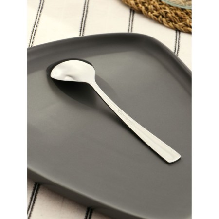 Spoon of stainless steel table Magistro Bravo, length 18 cm, thickness 2 mm-1