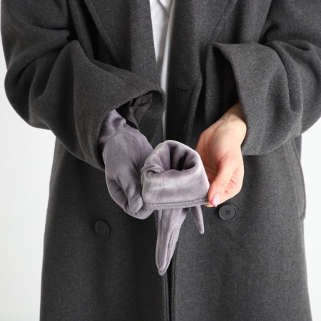Gloves are female, dimensionless, without insulation, color gray color-5