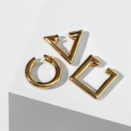 Set of earrings and FACT "Game", Color Gold