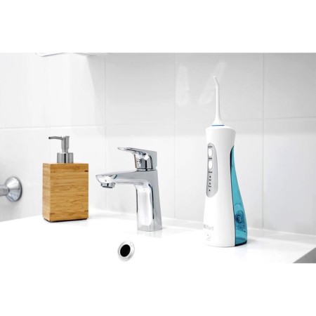 Irrigator KitFort KT-2901, portable, 5 W, 150 ml, 3 modes, 2 nozzles, from battery, white-4