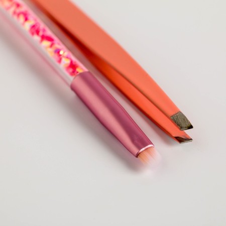 Eyebrow makeup set of “sweet Alpaca”: tweezers, makeup brush, mirror, stencil-5