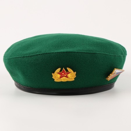 The carnival set "strong soldier" takes green, size 54-56, icon, flag-5