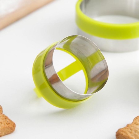 A set of forms for cutting cookies Konfinetta "Circle", 7 × 4.5 cm, 3 pcs, color mix-1