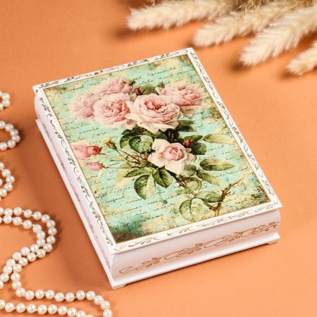 Casket "Brance of Rosa", white, 16 × 22 cm, lacquer miniature