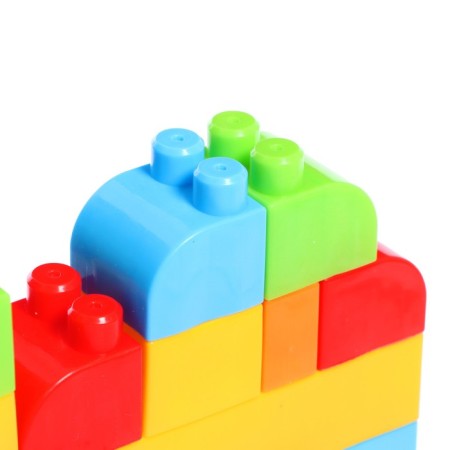 Classic constructor No. 100, in the bucket-9