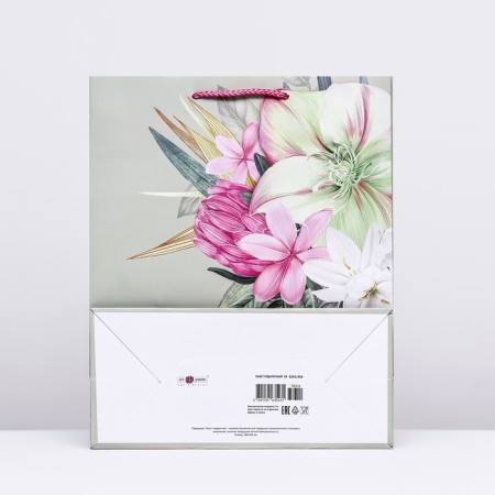 Gift package "Bouquet in the air", 26 x 32 x 12 cm-1