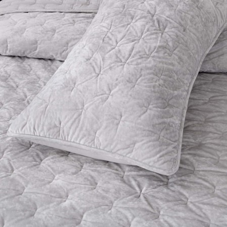 Kit: bedspread 160x220 cm, pillowcase 50x70 cm, light gray color-2