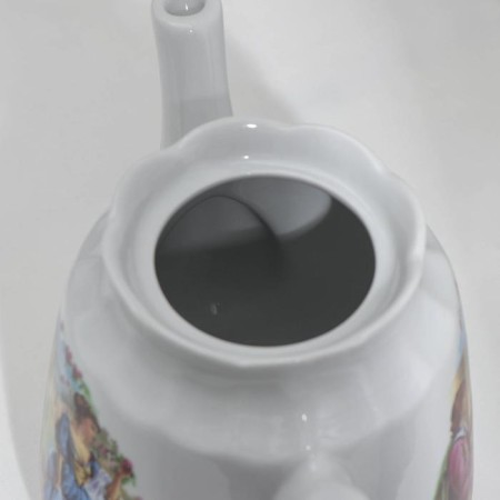 Tea set "Madonna", 8 objects: kettle 1.75 l, dish d = 30 cm, 6 mugs 400 ml-4