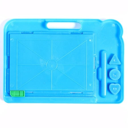 Magnetic board with colored crumbs, 3 stamps included, MIX color-11