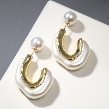 Earrings with pearls "flow" bead, white color in gold