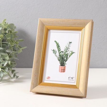 Photo frame plastic 10x15 cm "Gabriel" Golden with a gold strip 2.2x14x19 cm-1