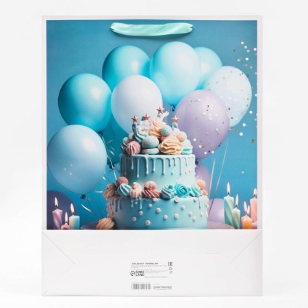 Laminated vertical "Cake", 33 x 42 x 10 cm laminate-1