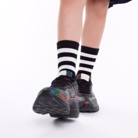 Golphs children, black color with white stripes, size 18-20-10