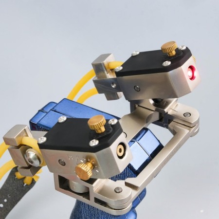 Metal slingshot, 3 harnesses, laser target indicator+ charge.-2