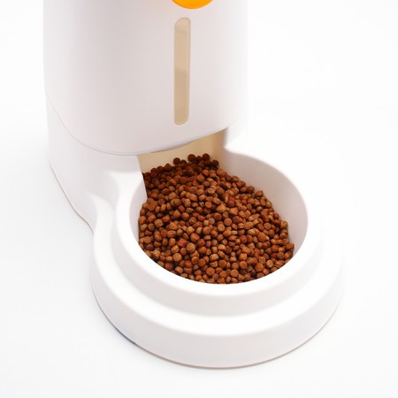 Auto feeder 3.8 liters, non -slip legs, white-6
