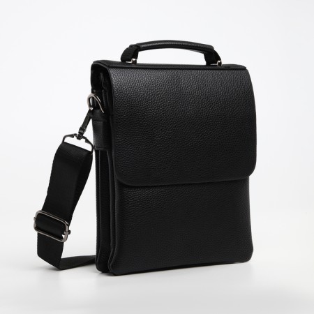 Male bag on the Textura valve, external pocket, black color