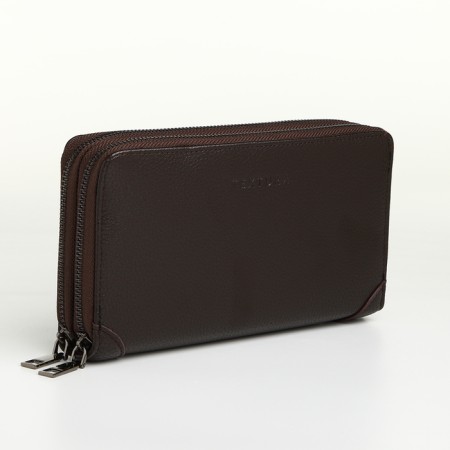 Male clutch on lightning, textura, brown color