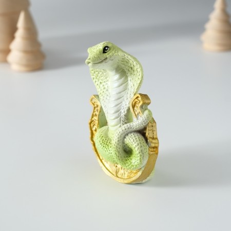Polystone souvenir "Green cobra on horseshoe" 5x3.5x7.5 cm-2