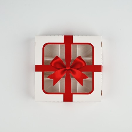 Box for sweets "Gift", 14.7 x 14.7 x 3.5 cm-1