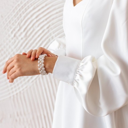 Bracelet-spring "Pearl row" 3 rows, d = 6.5 color white in silver-1