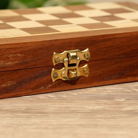 Chess 25x25x4 cm. Wood shisham-1