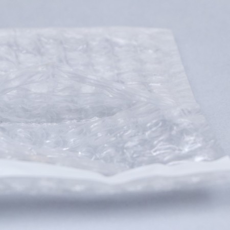 A package of runway with a valve and an adhesive layer, p/e, 10 x 10 + 5 cm-3