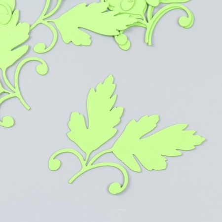 The workpiece from Foamiran "leaflets" 8x8 cm, thickness. 1mm, set 10 pcs, green-1