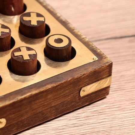 Game desktop "Cross-cuts" 10x10 cm, tree shisham, brass-2
