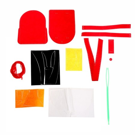 A set for creating a backpack made of felt "car" and a makeup for the face 8 cent. 3 g-1