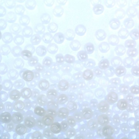 Czech Republic "Gamma" Round "2" 10/0 5g (B089 White)