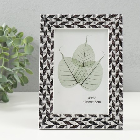 Photo frame plastic 10x15 cm "Double braid" black and white 13.5x18.7 cm-1