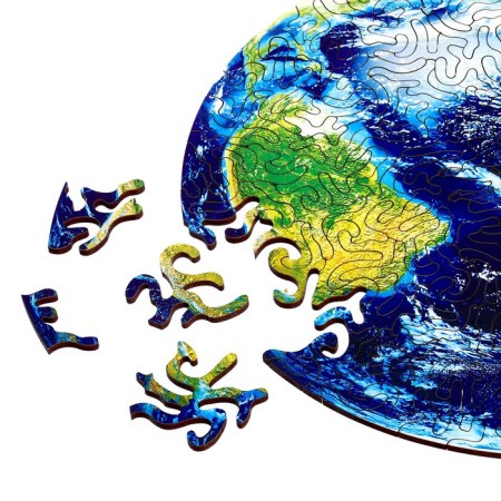 Wooden puzzle with a two -layer cover "Planet Earth" m-3