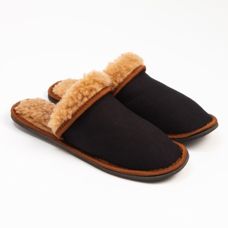 Male slippers, black color, size 44