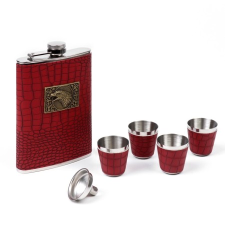 Gift set 6 in 1 "Eagle": Flyage 270 ml + 4 glasses in the skin, funnel