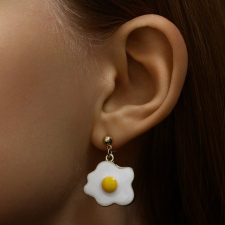 Emall earrings “What was before” chicken and egg, colored in gold-4