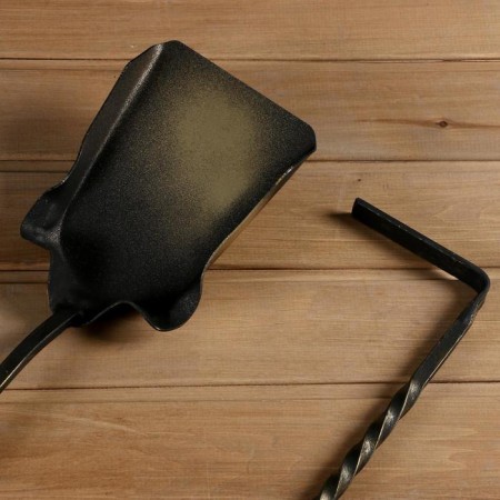 Kaminn “monogram” (poker + scoop), wall mount-3
