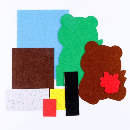 Set for creating a postcard from the felt "Mishka with a gift"-2
