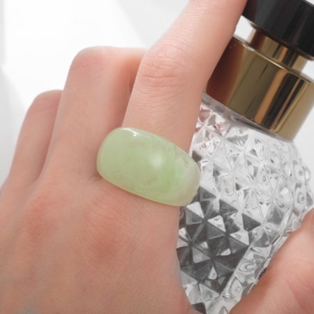 Ring "volume", green color, 17 size-1