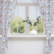 A set of curtains for the kitchen with sequences of the Magnolia shares, 150x180 cm - 2 pcs, 50% HL, 50% PE