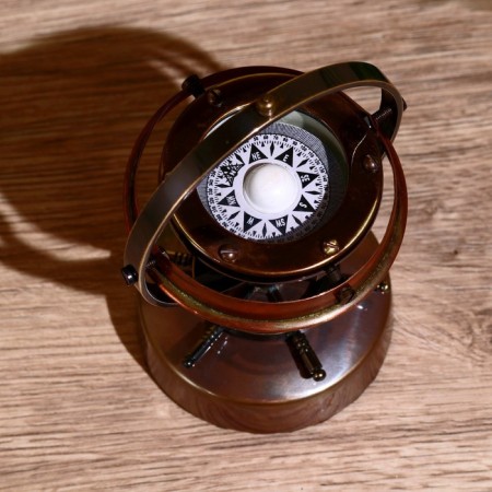 Desktop souvenir "compass suspended" 15 cm-2
