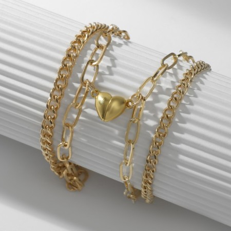 Bracelets "Uenubles" on a magnet, heart and chains, color gold-1