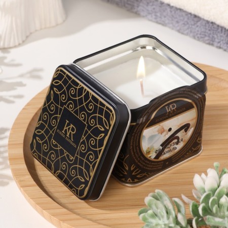Aromatic candles in the tin bank "French vanilla"
