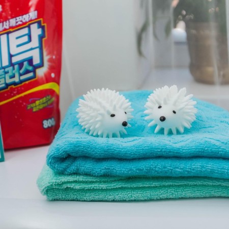 Balls for washing the linen “Hedgehogs”, 2 pcs, white color-7