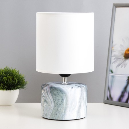 Safari KEMBLE LAMPLE E27 40W white and white 12.5x12.5x29 cm Risalux