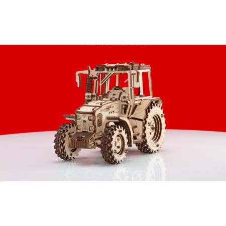 Prefabricated model 3D Ewa tractor Belarus 82-10