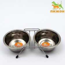 A set of 2 relief bowls on a stand, 2 x 450 ml