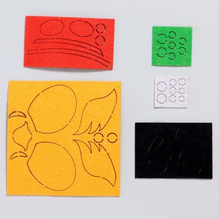 Set for creating an Easter basket made of felt "chicken"-6