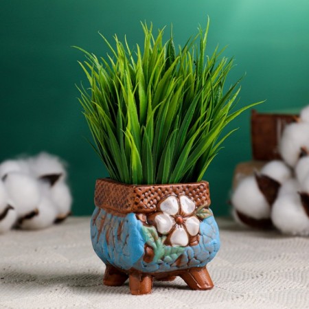 Pot on the legs, 6x6x6cm