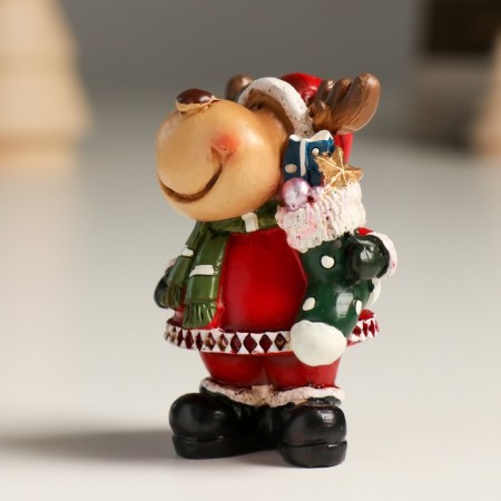 Polystone souvenir "Losik in a red outfit with gifts" MIX 4.5x3.5x6.5 cm-4